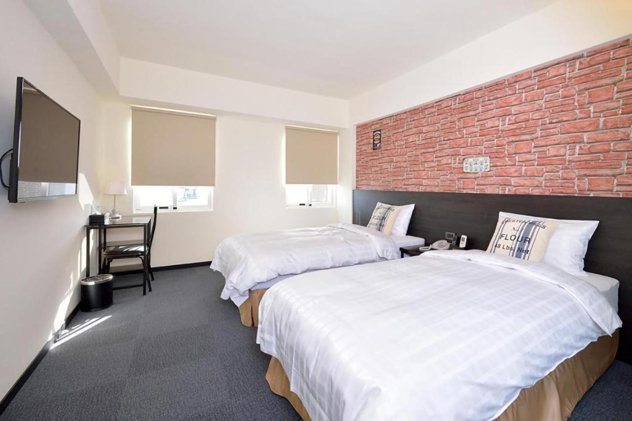 Home Rest Hotel Taitung Екстер'єр фото