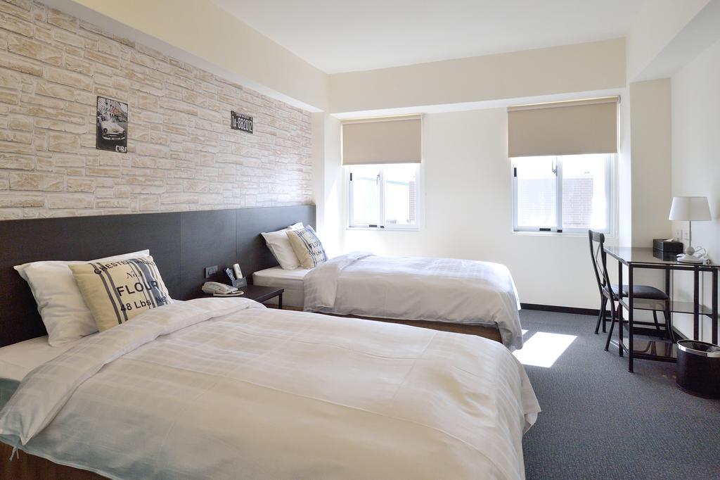 Home Rest Hotel Taitung Екстер'єр фото