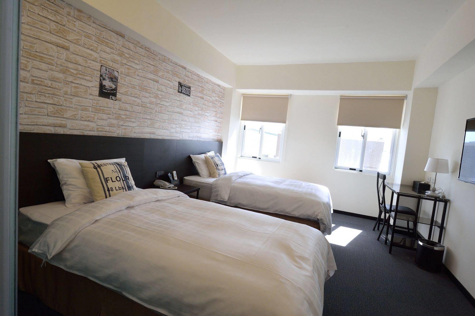 Home Rest Hotel Taitung Екстер'єр фото