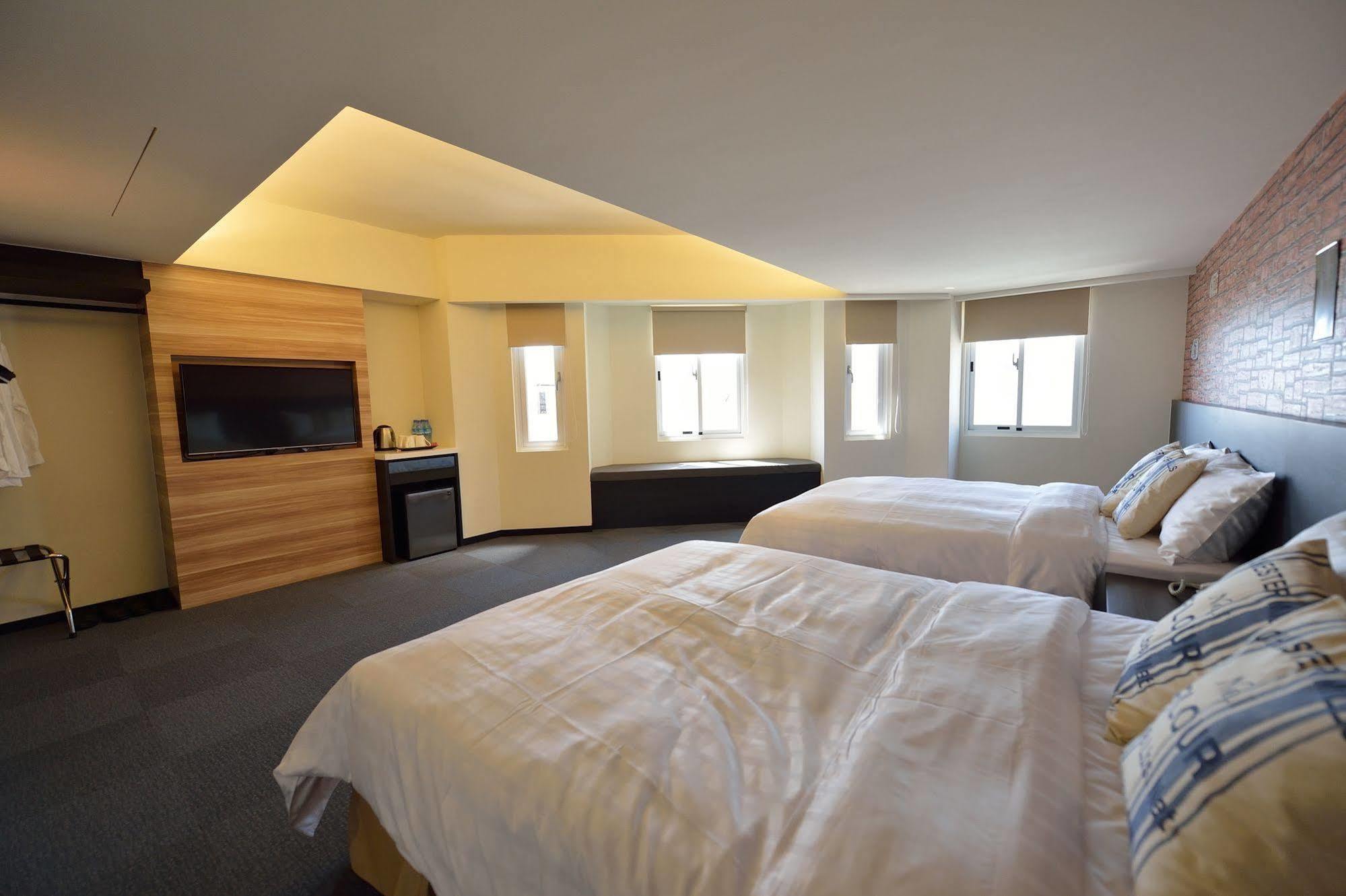 Home Rest Hotel Taitung Екстер'єр фото