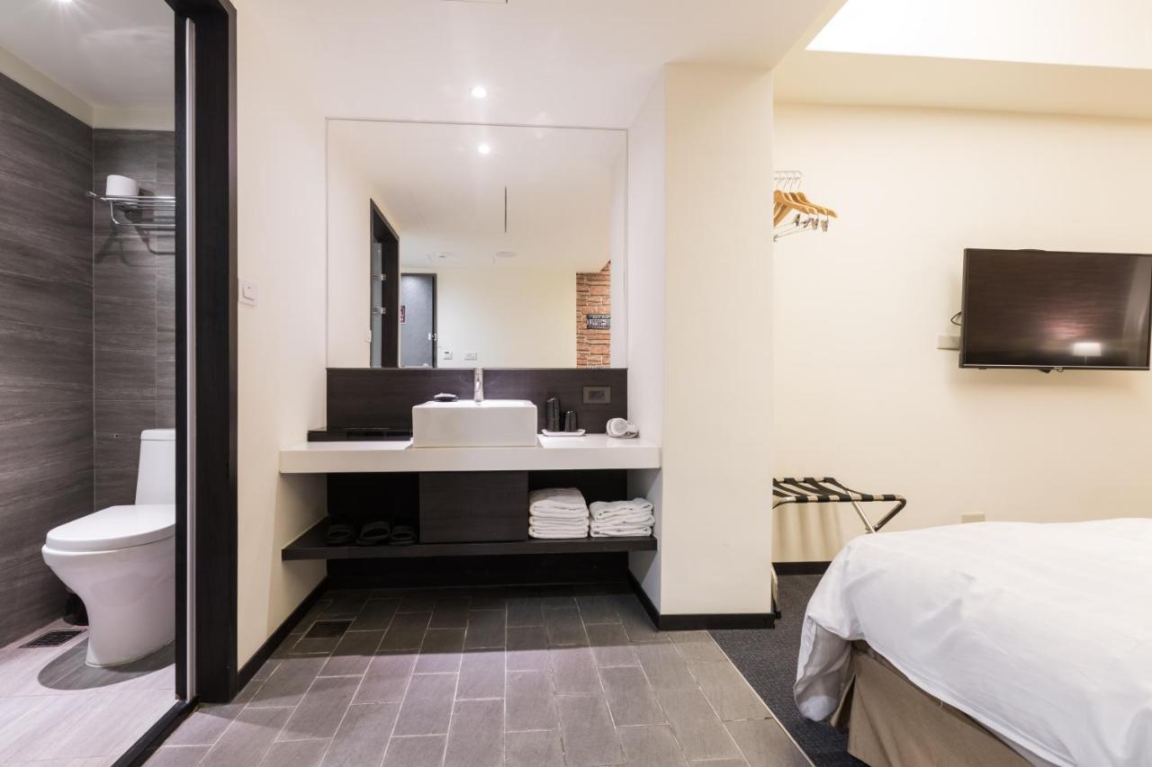 Home Rest Hotel Taitung Екстер'єр фото